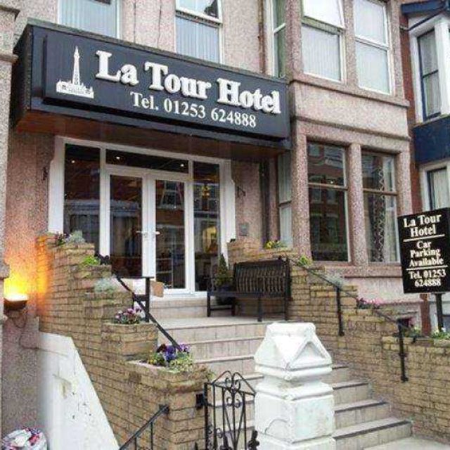 La Tour Hotel