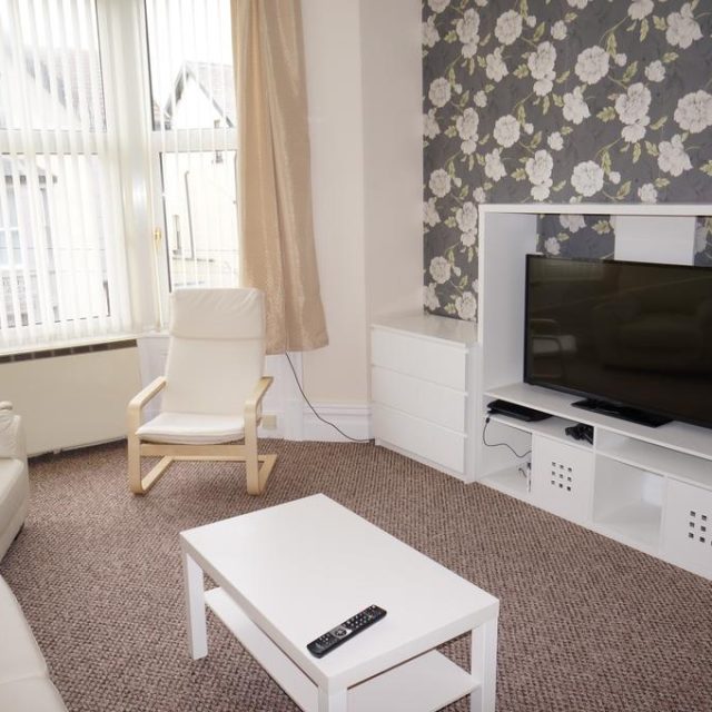 Shores Holiday Apartments Blackpool